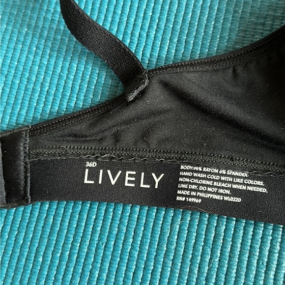 Lively The All-Day No-Wire Push-Up Bra Jet Black 36D - Picture 13 of 13